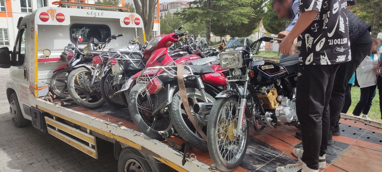Denetimler Sürüyor! 9 Motosiklet Trafikten Men Edildi