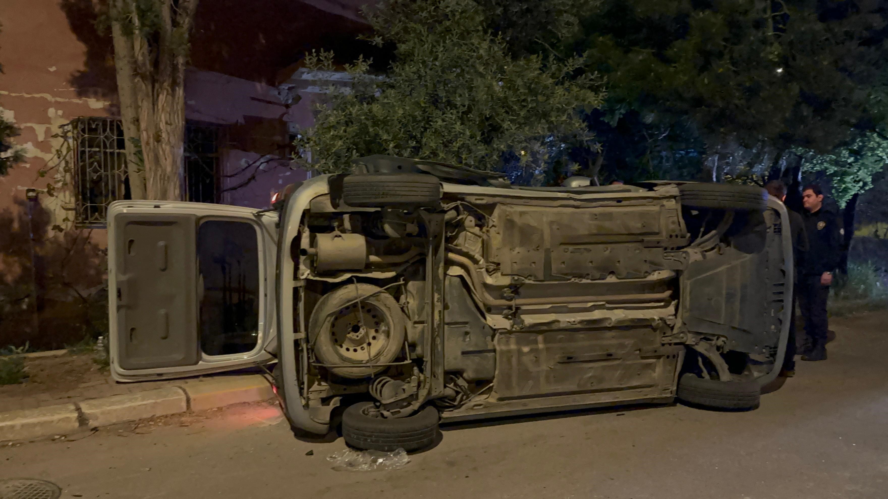 İki Aracın Çarpıştığı Kazada Karı Koca Yaralandı