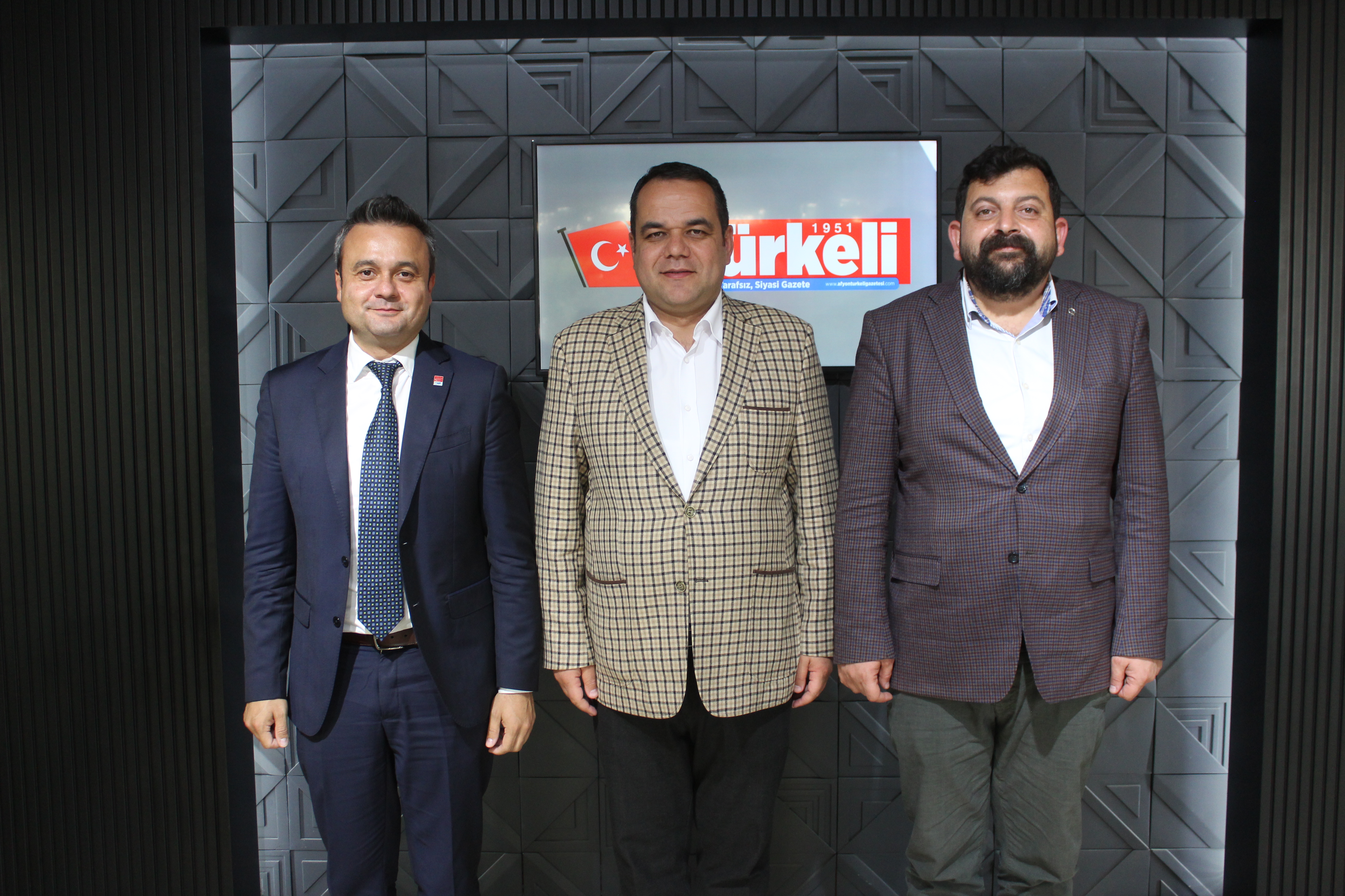 Başkan Gönüllü'den Önder Artuk'a Ziyaret