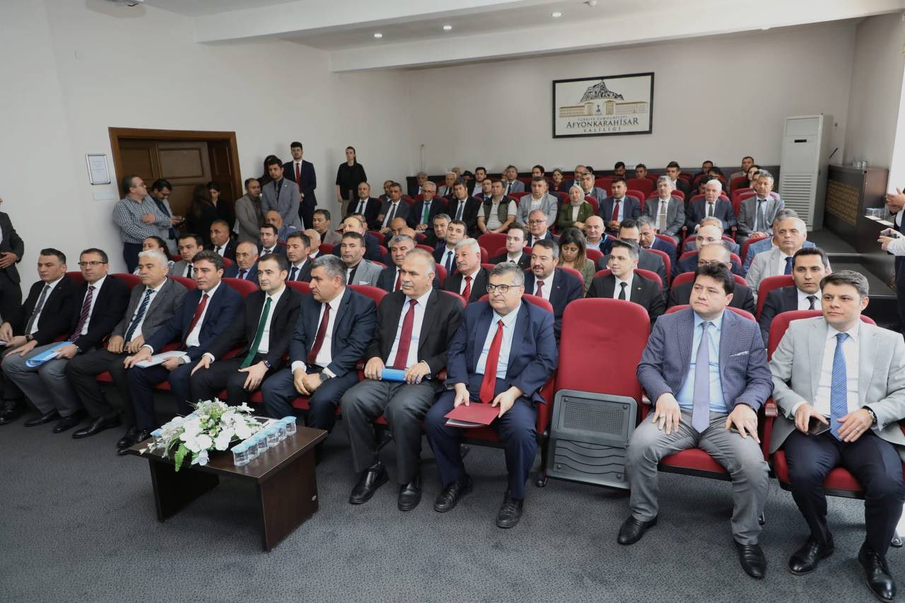 Vali ve Belediye Başkanından Güçlü İş Birliği: İl Koordinasyon Toplantısı Verimli Geçti