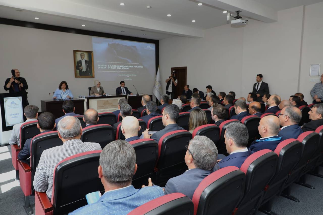 Vali ve Belediye Başkanından Güçlü İş Birliği: İl Koordinasyon Toplantısı Verimli Geçti