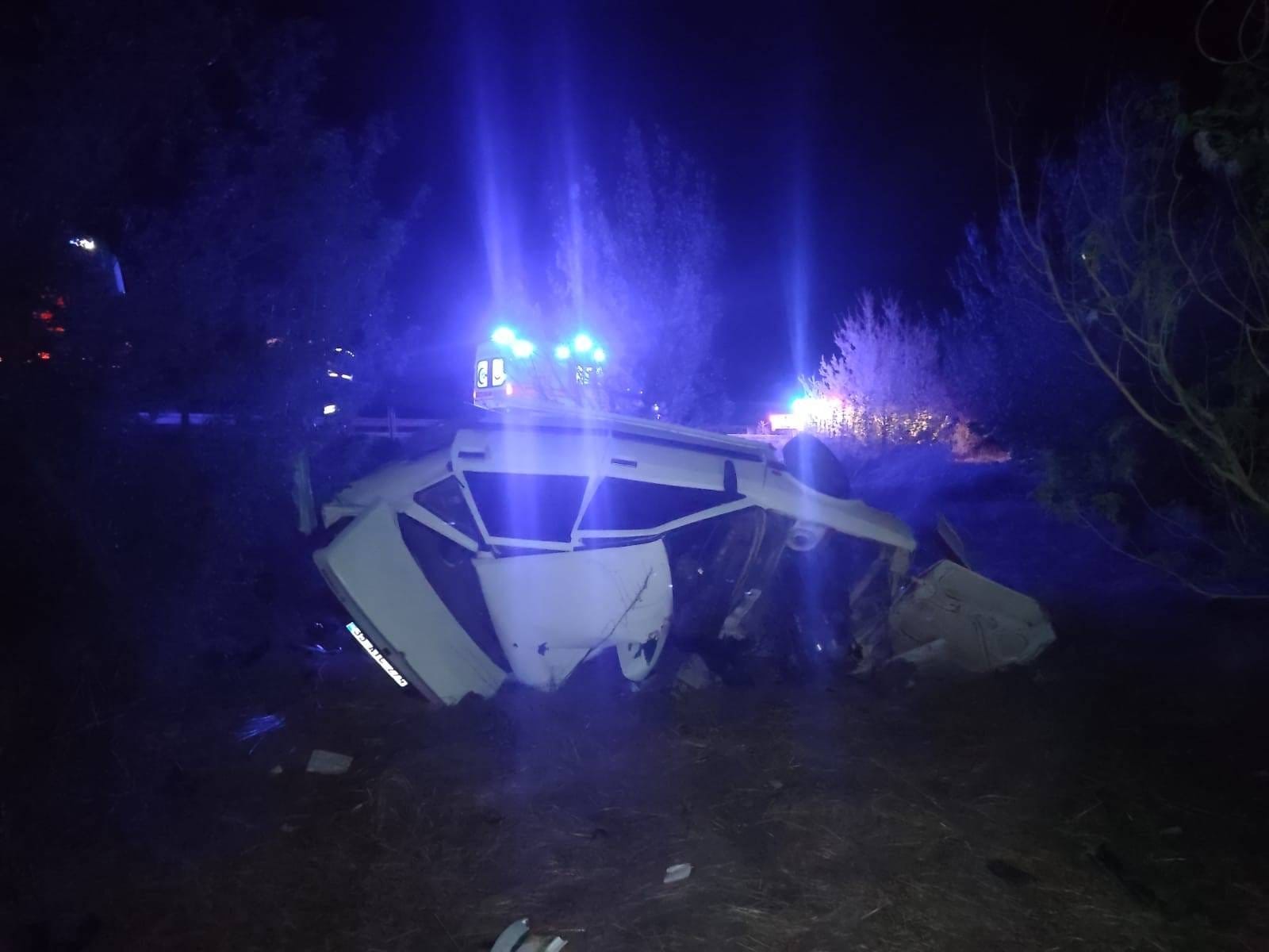 Afyonkarahisar'da Trafik Kazası: 1 Ölü, 2 Yaralı