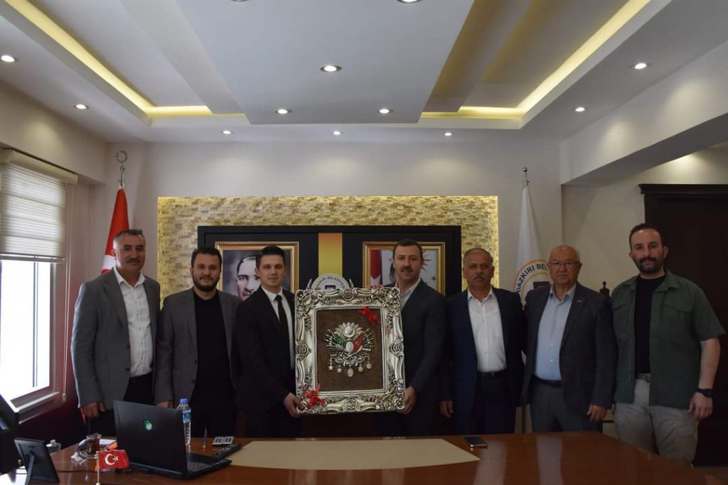 BAŞKAN ÇİCEK'İ MAKAMINDA ZİYARET ETTİLER