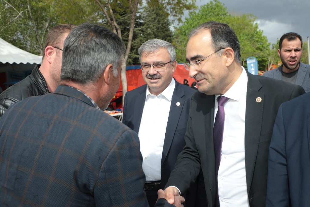 AK PARTİ'Lİ VEKİLLER TARIM, HAYVANCILIK VE GIDA FUARI'NI GEZDİ