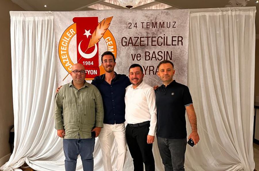 Afyon Basını Kahvaltıda Bir Araya Geldi. Çalışan Gazeteciler Günlerini Kutladı