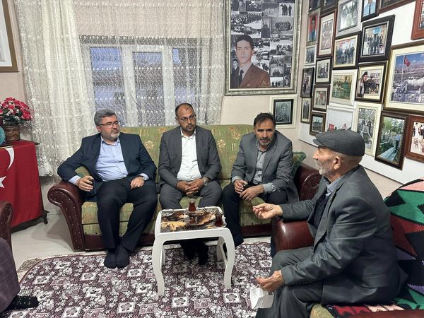 Milletvekili Özkaya Şehit Ailesini Ziyaret Etti