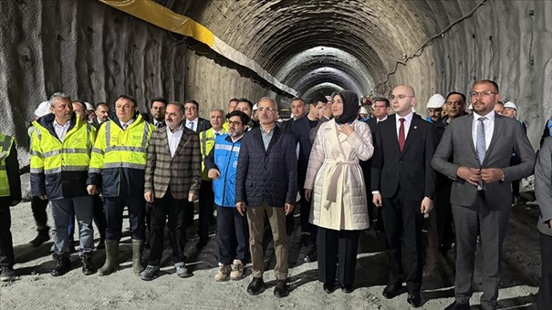 Bakan Uraloğlu’ndan Afyonkarahisar’da Hızlı Tren Açıklaması