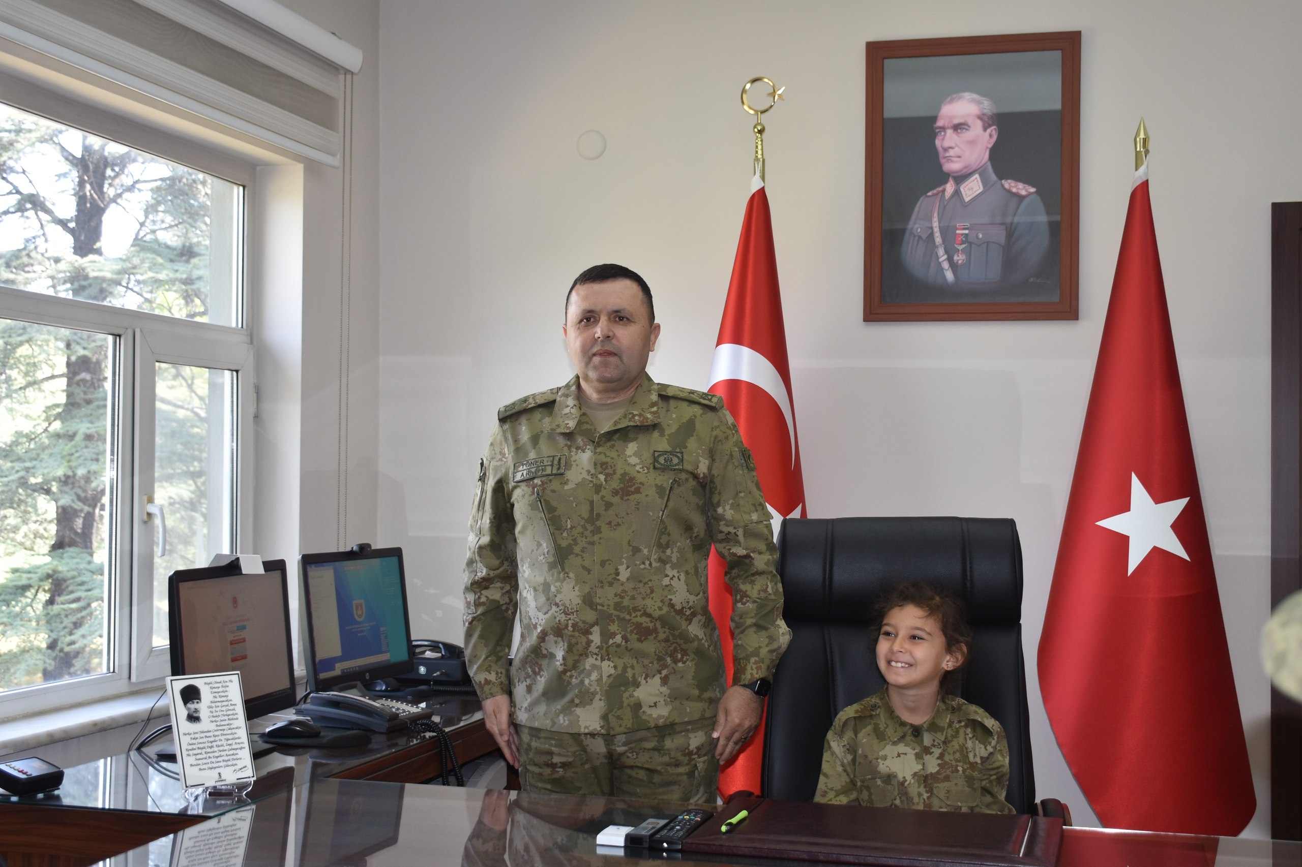İkmal ve Garnizon Komutanlığı Kapılarını Çocuklara Açtı