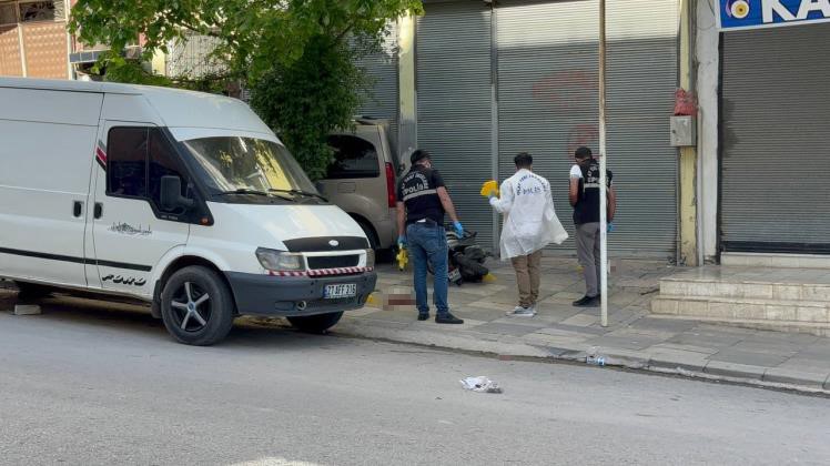 14 yaşındaki çocuğun kullandığı otomobil can aldı