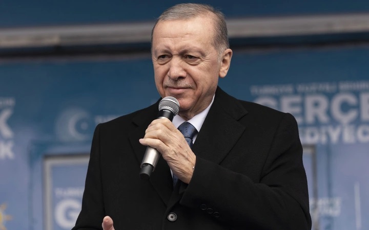 Erdoğan 30 Nisan’da açıklayacak! Emekli maaşı, asgari ücrete ara zam ne olacak?