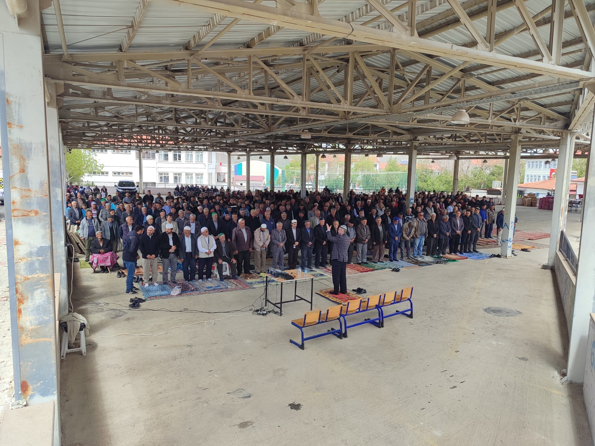 Karaadili'de Yağmur Duasına Çıkıldı