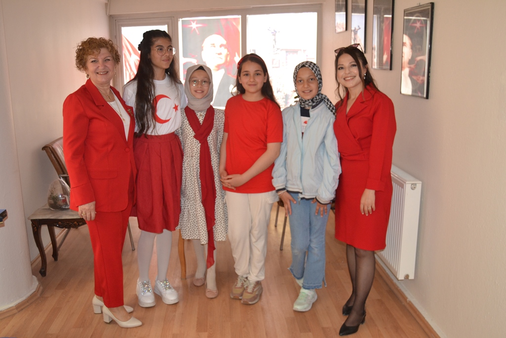 GÜN FM'DEN 23 NİSAN'A ÖZEL YAYIN