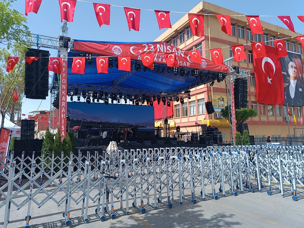 AHBAPLAR SAHADA  AFYON'DA HEYECAN DORUKTA