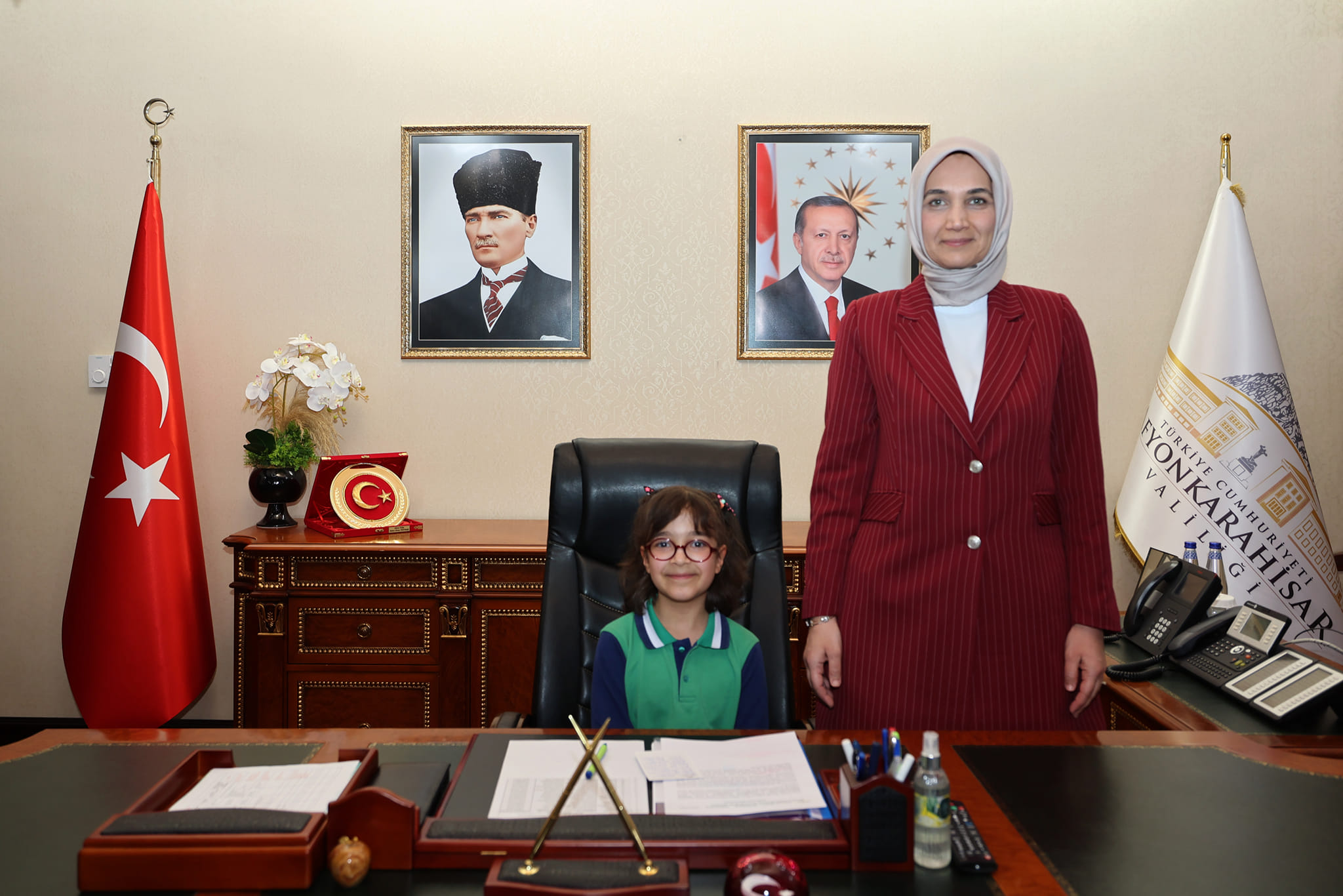VALİ YİĞİTBAŞI KOLTUĞUNU MİNİK ERVA'YA BIRAKTI
