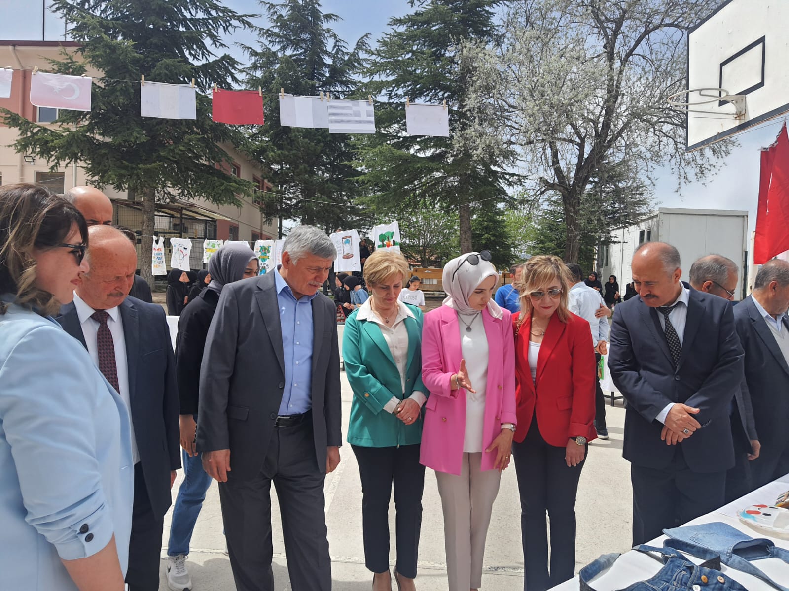 '' Sıfır Atık- Doğaya Nefes Ol'' Sergisi Salar Çok Programlı Anadolu Lisesi'nde Gerçekleştirildi…