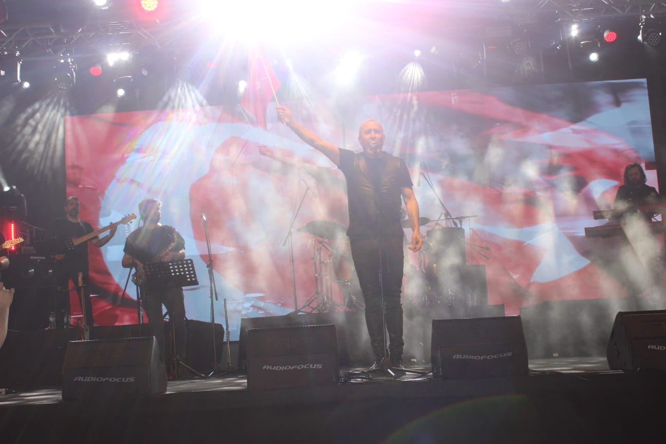 Haluk Levent'in Afyonkarahisar Zaferi: 23 Nisan Coşkusu Dorukta!