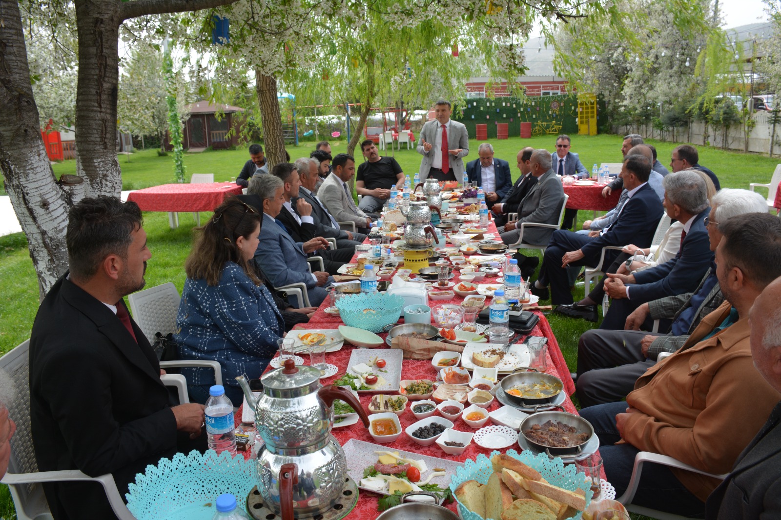 MHP AFYONKARAHİSAR TEŞKİLATI İLK İSTİŞARE TOPLANTISINI YAPTI