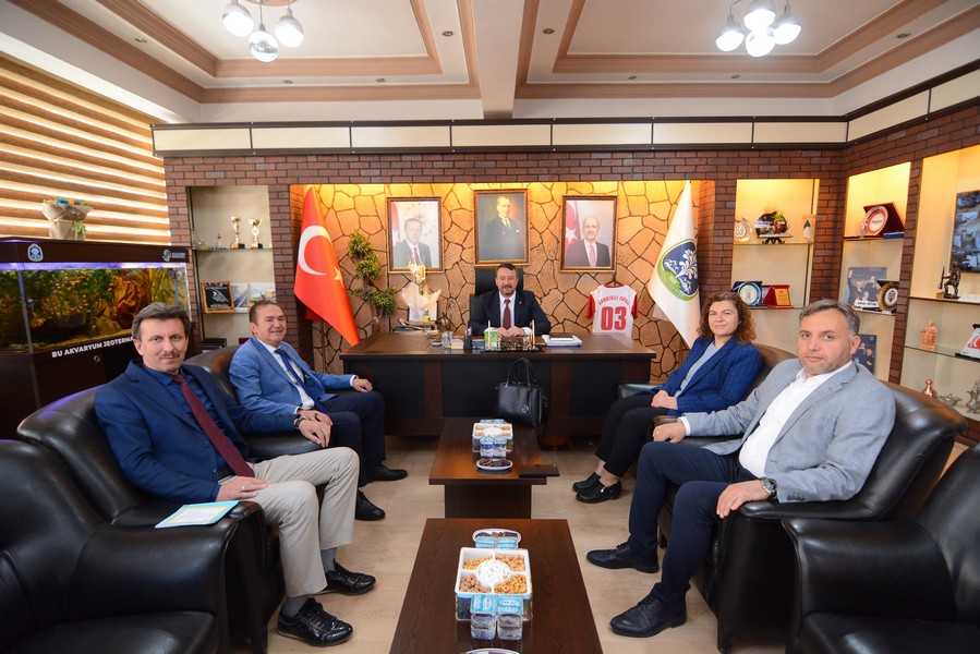 MÜDÜR EROĞLU, BAŞKAN ÖZTAŞ'I ZİYARET ETTİ