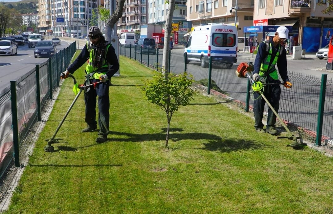 Şehrin Çehresi Değişiyor Ekipler Yoğun Mesai Harcıyor