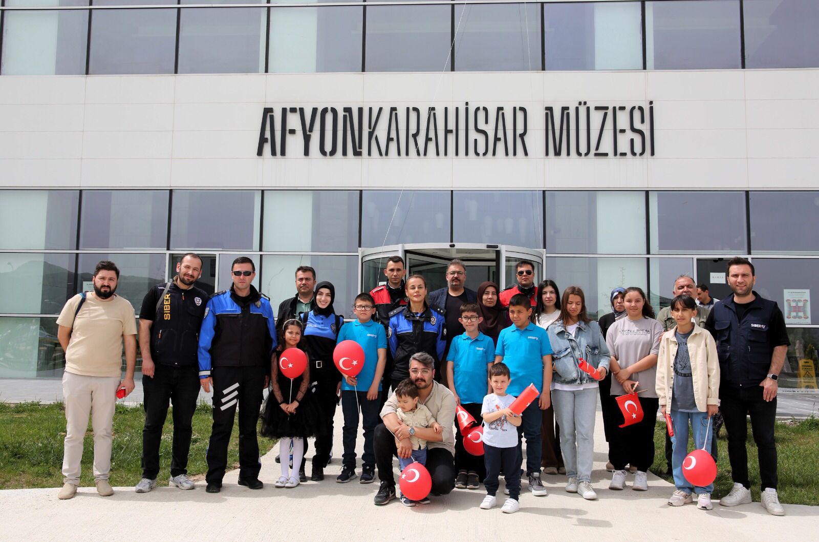 AFYON EMNİYETİNDEN ANLAMLI ETKİNLİK