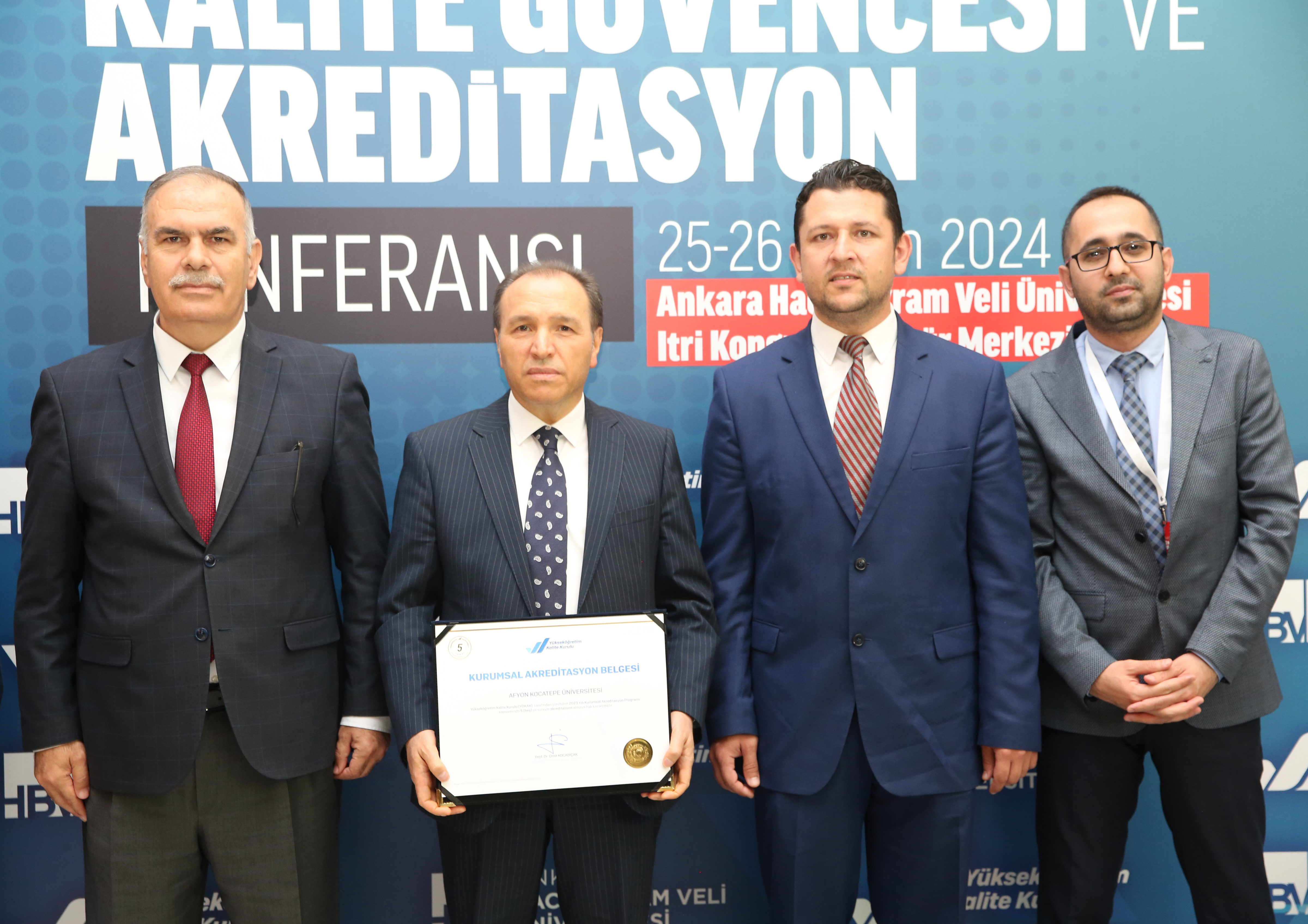 AKÜ'nün Başarısı Tescillendi Akreditasyon Almaya Hak Kazandı