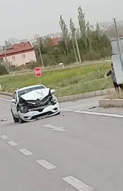 Salar Yolunda Trafik Kazası Yaşandı