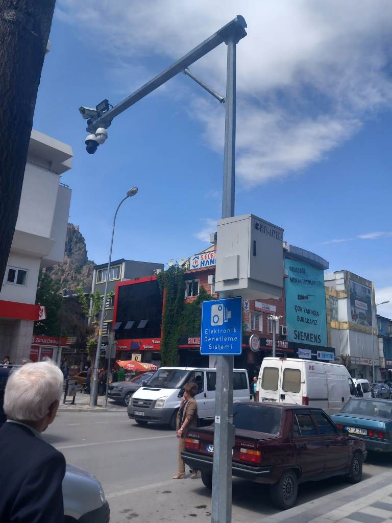 BANKALAR CADDESİ'NDEKİ EDS 2 YILDIR ÇALIŞMIYOR
