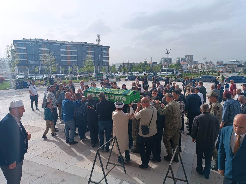 MEHMET SARAÇ SON YOLCULUĞUNA UĞURLANDI