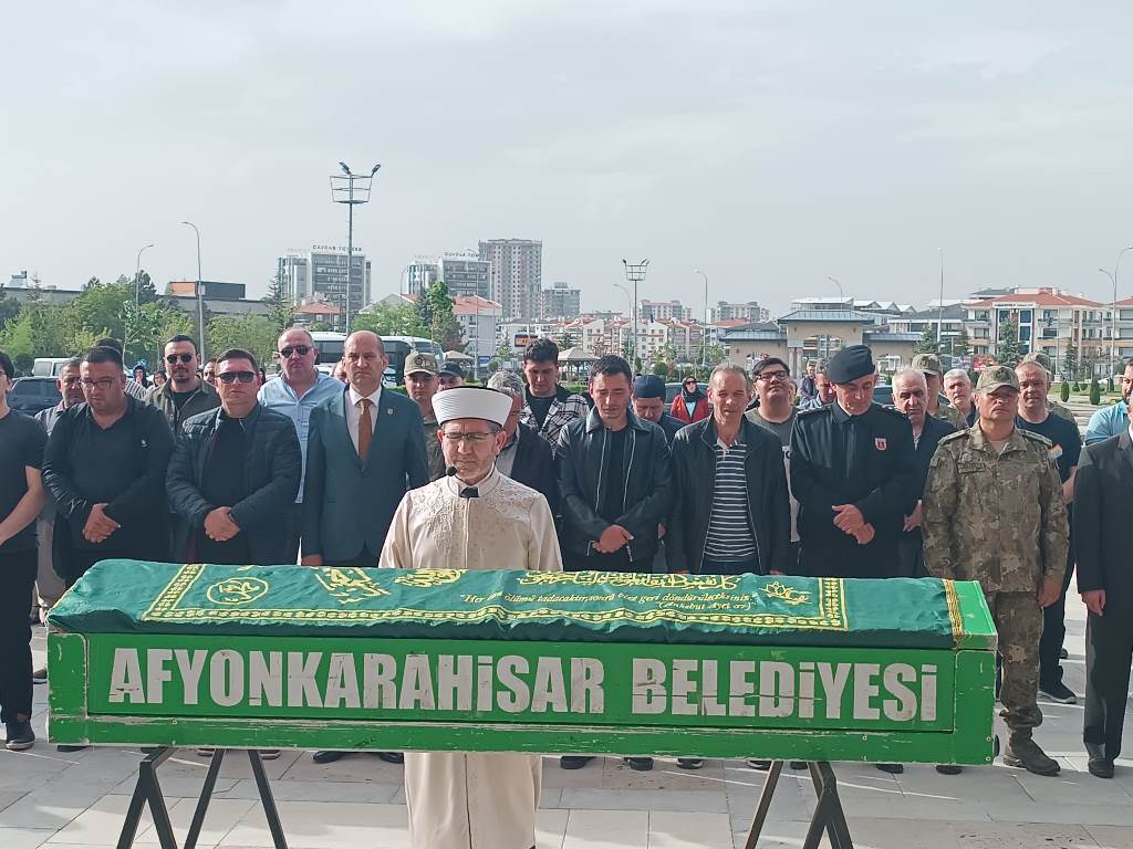 MEHMET SARAÇ SON YOLCULUĞUNA UĞURLANDI