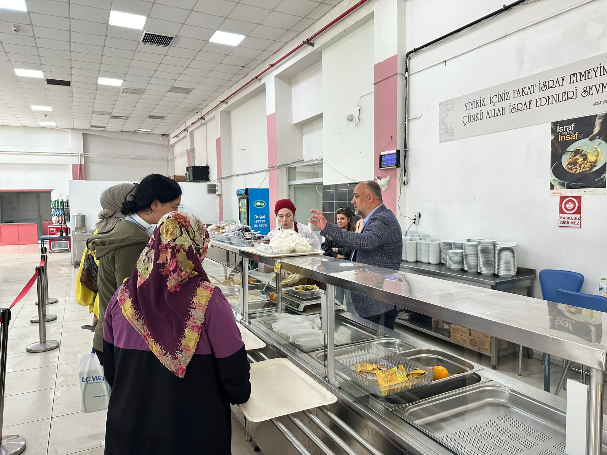 Müdür Kasapoğlu İncelemelerini Sürdürüyor