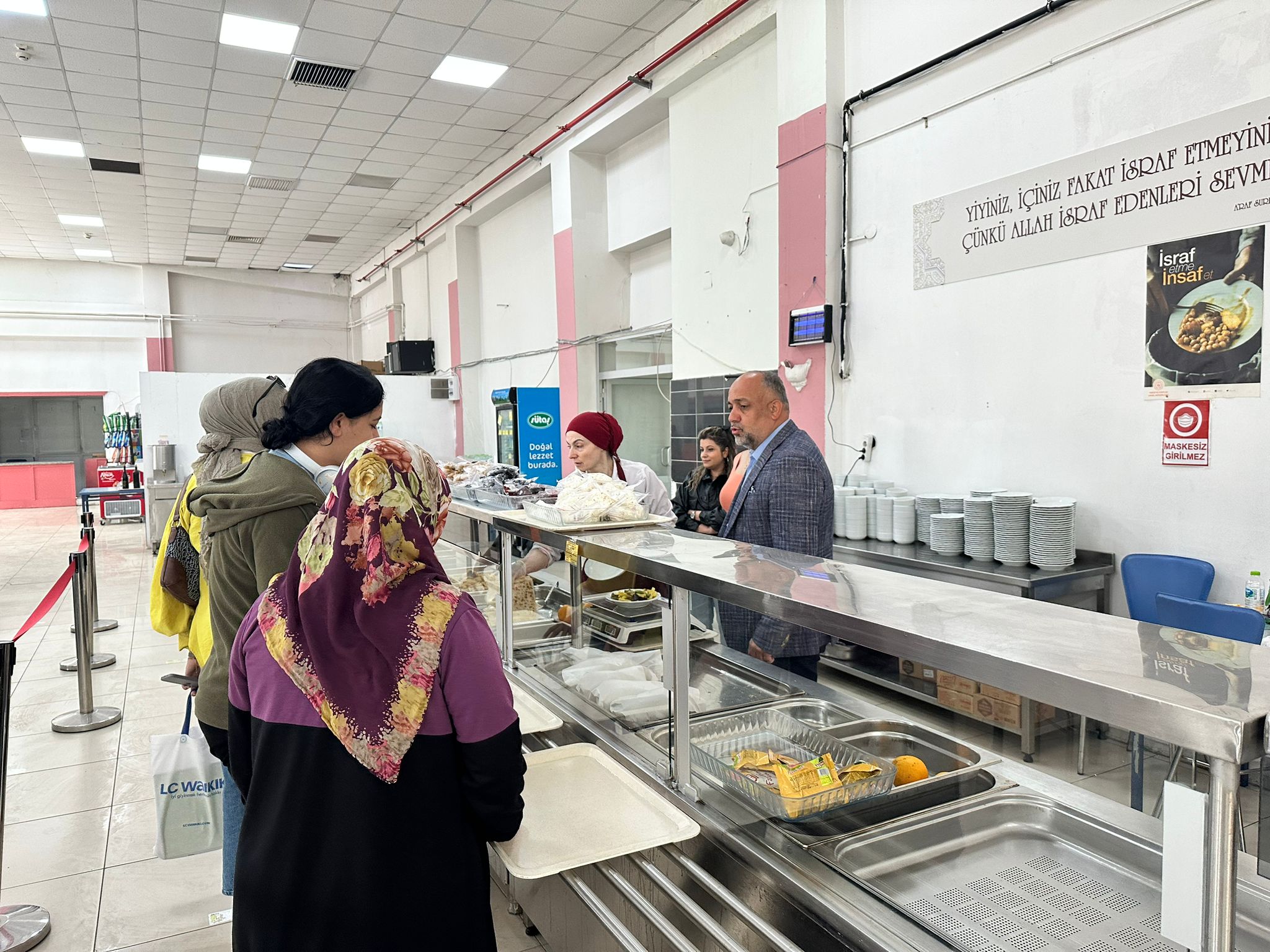 Müdür Kasapoğlu İncelemelerini Sürdürüyor