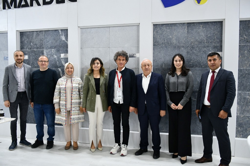 KAYMAKAM KILIÇTÜRK İLE BAŞKAN KILINÇARSLAN, MERMER FUARINA KATILDI
