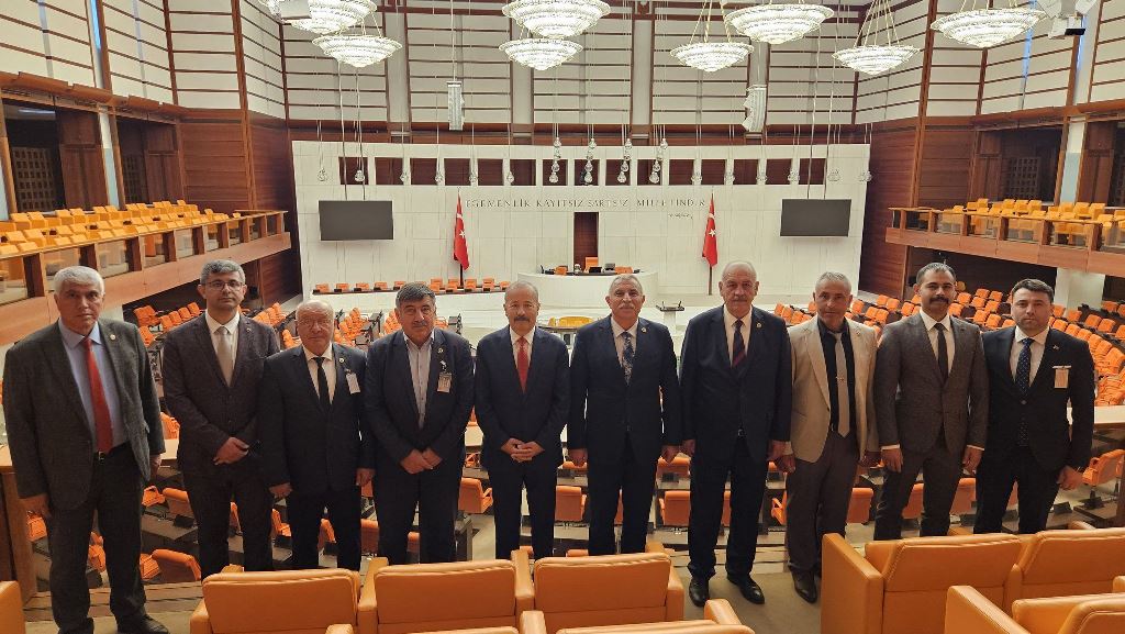 "31 MART SEÇİMLERİNDE AFYONKARAHİSARIMIZDA BAŞARIYLA ÇIKTIK"