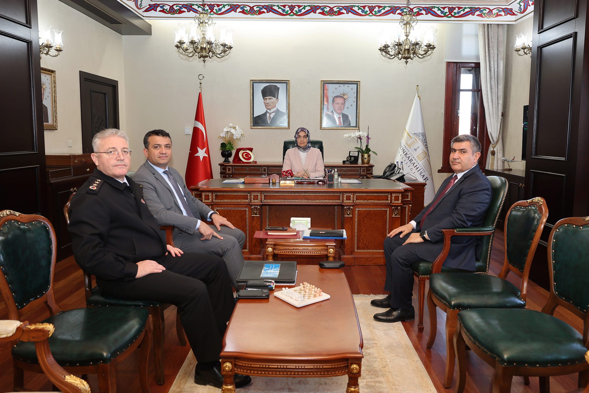 VALİ YİĞİTBAŞI ASAYİŞ TOPLANTISINA BAŞKANLIK ETTİ