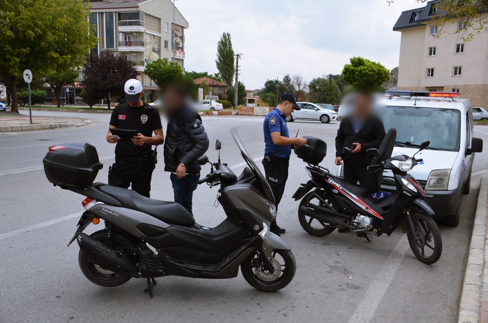Afyon Polisi Uyarıyor ''Kaskınla Yol Ver Hayata''