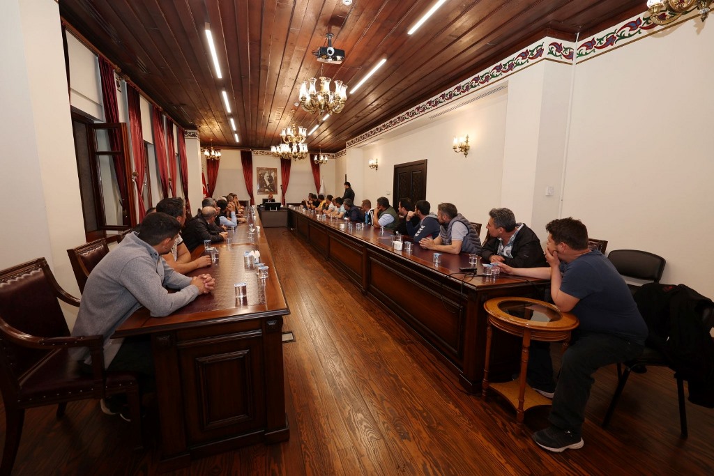 VALİ YARDIMCISI UĞUR KOLSUZ AFJET ÇALIŞANLARININ SORUNLARINI DİNLEDİ