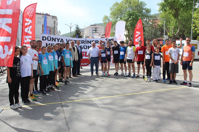İnsan ve hayvan sağlığı temalı koşuya yoğun ilgi