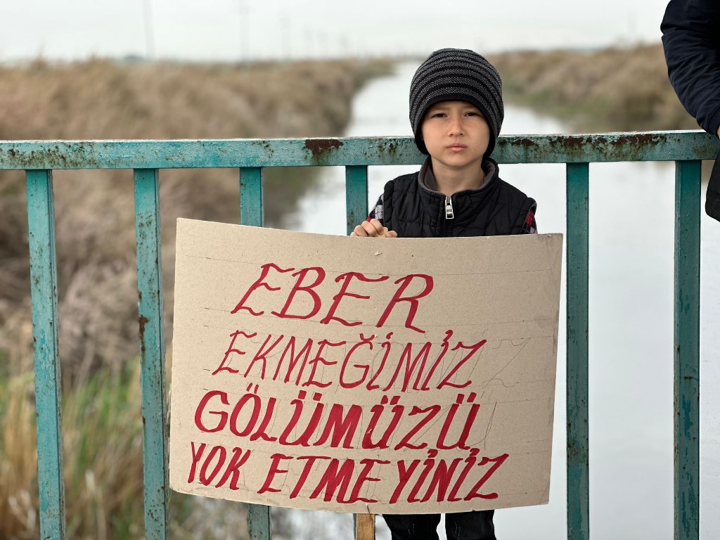 "EBER GÖLÜNÜ HEP BİRLİKTE KURTARALIM"
