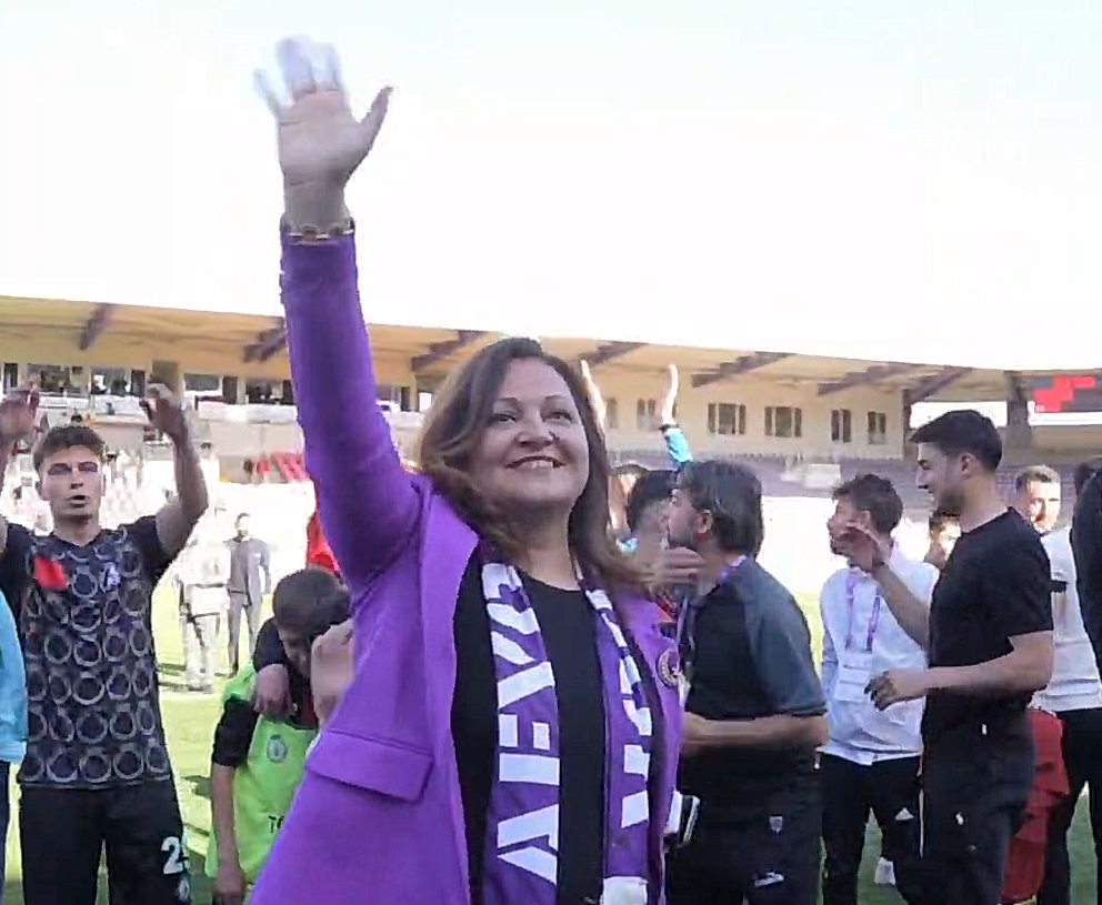Biletler Burcu Başkan'dan 
