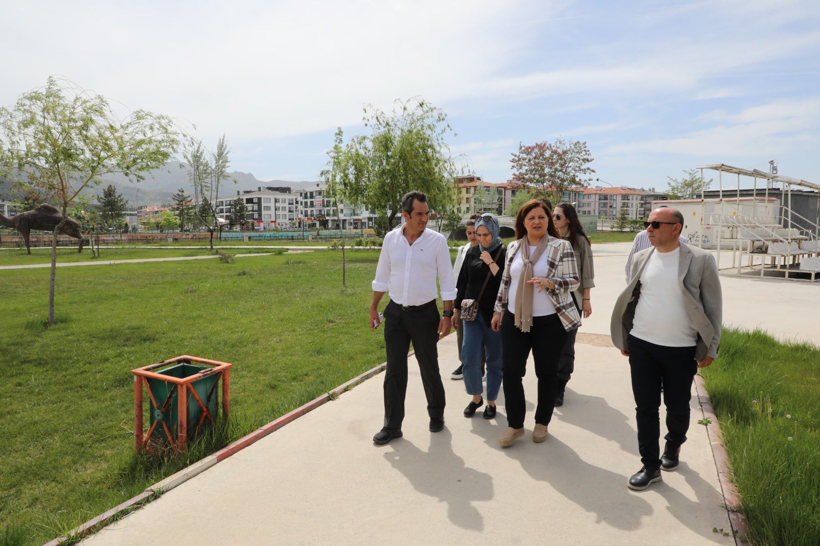 Başkan Köksal, Akarçay’da Ki Kötü Koku Sorunu İçin Harekete Geçti!