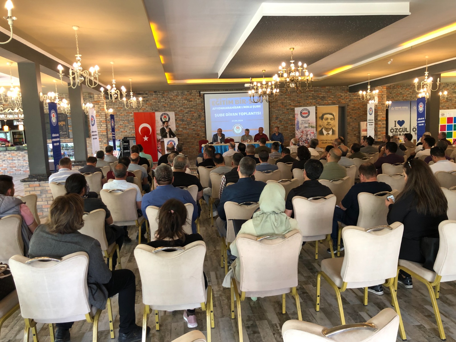Afyonkarahisar’da Divan Toplantısı Gerçekleştirildi: Eğitim Bir-Sen Kudüs ve Değerler Eğitimi Konularını Gündeme Taşıdı