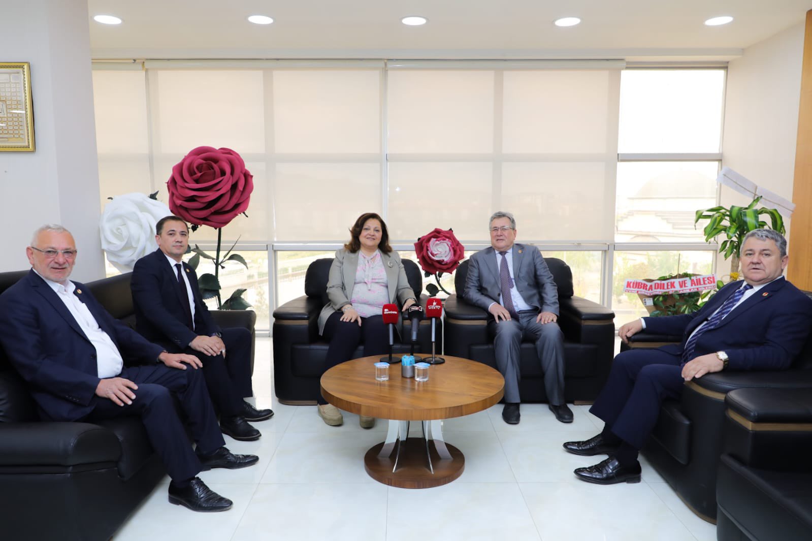 Başkan Köksal, AGC Başkanı Akar ve Cemiyet Üyeleri İle Görüştü
