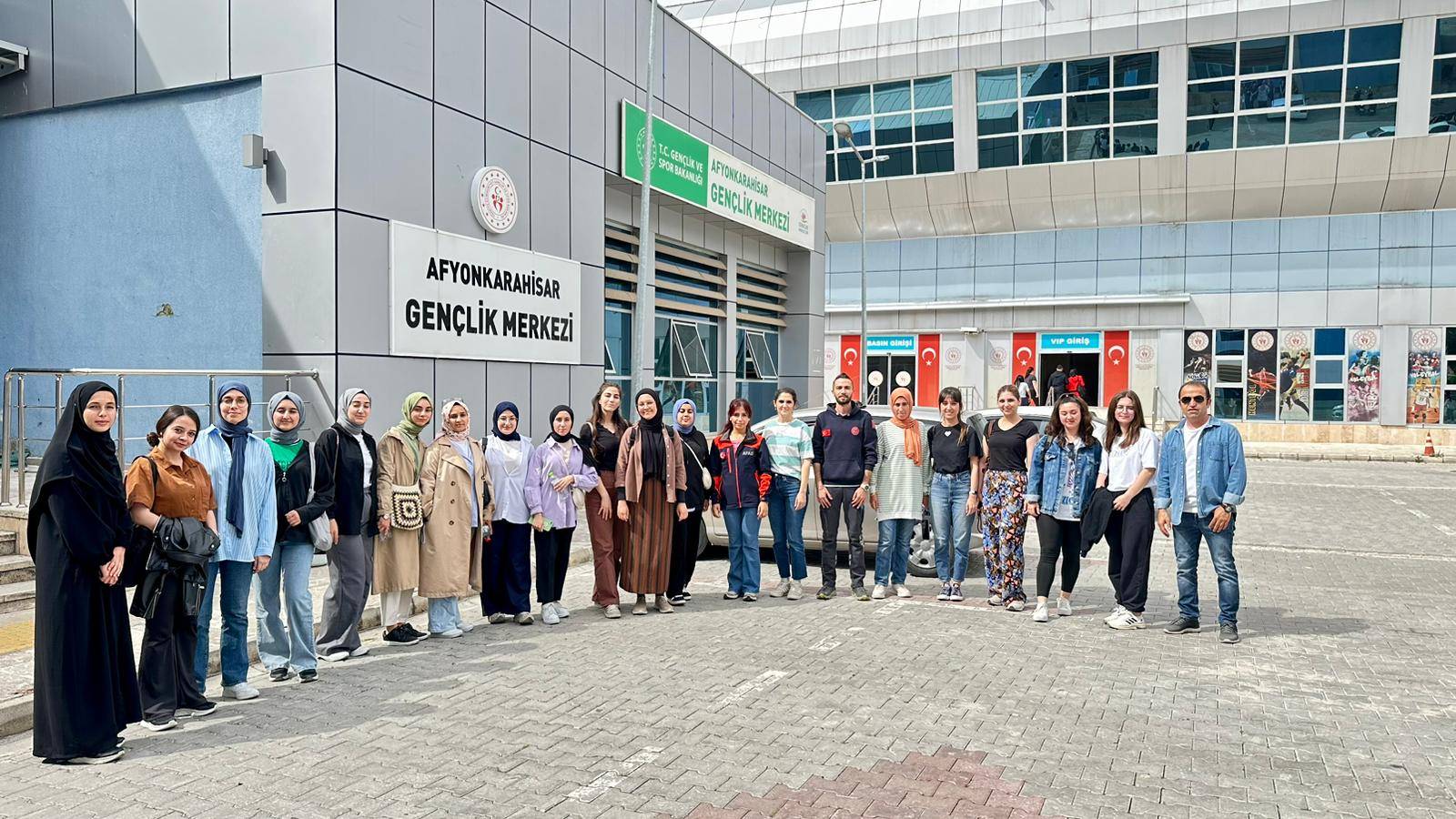 AFAD Gönüllüleri Tarafından Gençlik Merkezi Çalışanlarına Eğitim Verildi
