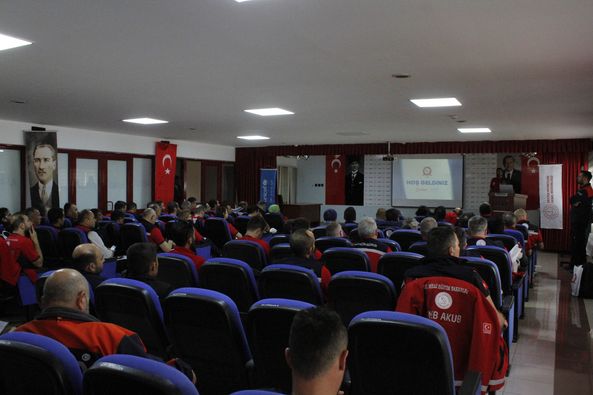 AFAD Ekipleri Tarafından MEB-AKUB Eğitmen Eğitimi Başladı