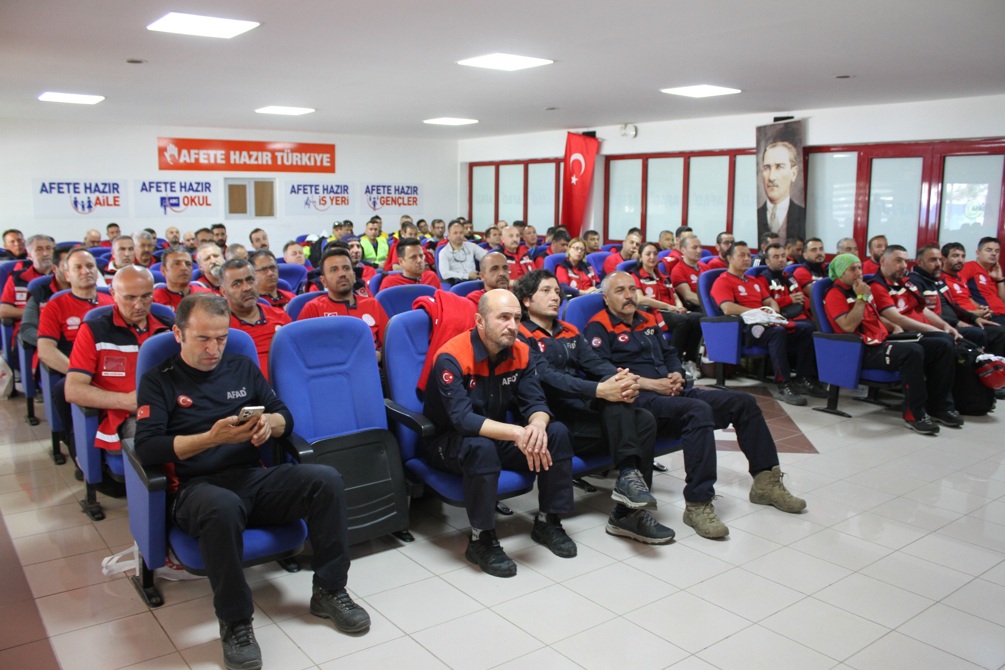 AFAD Ekipleri Tarafından MEB-AKUB Eğitmen Eğitimi Başladı