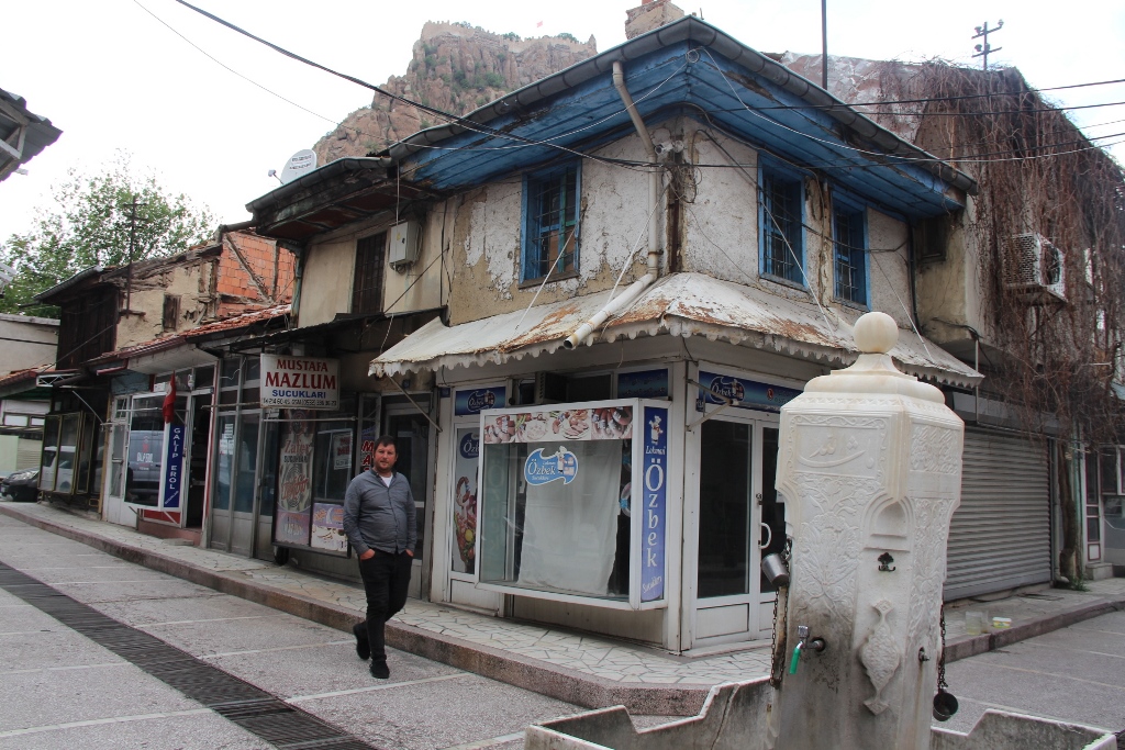 TARİHİ ÇARŞI 44 YILDIR RESTORE EDİLMEYİ BEKLİYOR