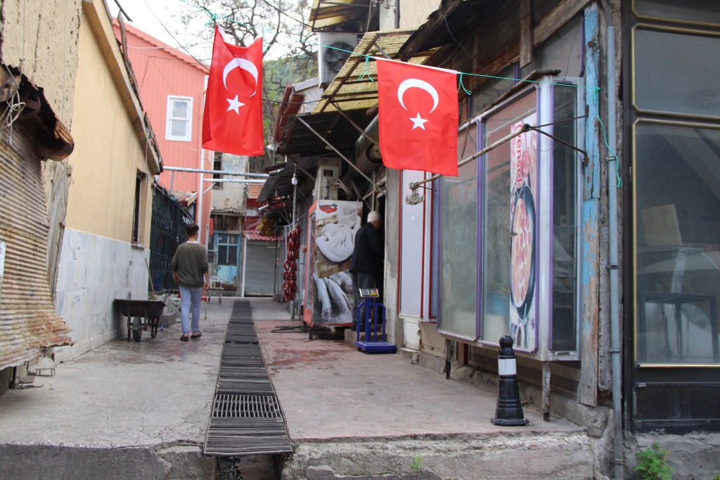 TARİHİ ÇARŞI 44 YILDIR RESTORE EDİLMEYİ BEKLİYOR