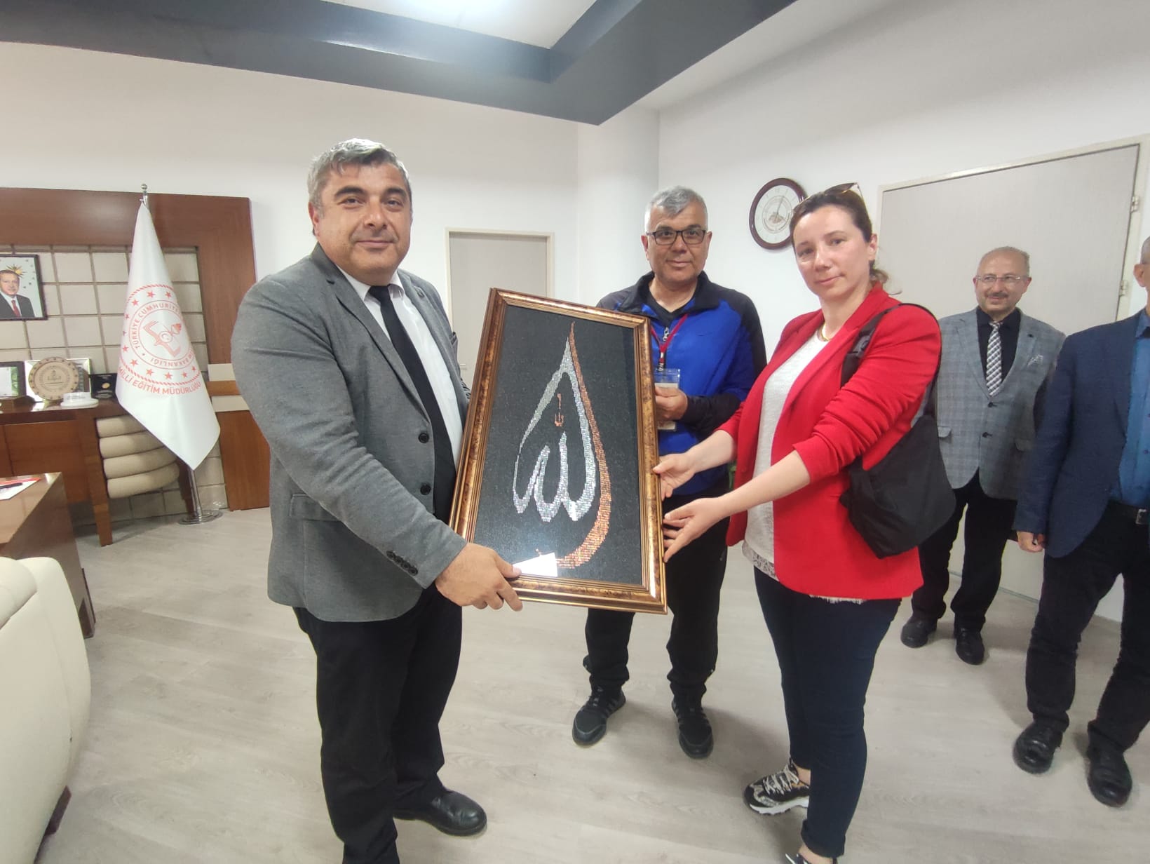 Nevşehir Diriliş Kız Anadolu İmam Hatip Lisesi Müdür Sünnetci'yi Makamında Ziyaret Etti