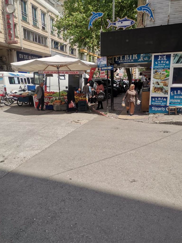 ANBARYOLUNDA VATANDAŞ İSYANDA!