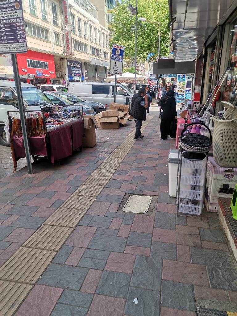 ANBARYOLUNDA VATANDAŞ İSYANDA!